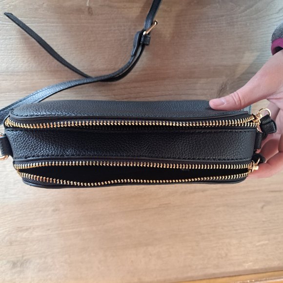 Black faux leather clutch/bag - Picture 2 of 4